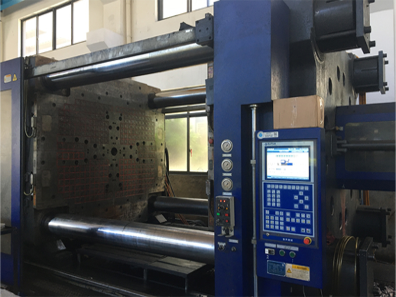 Injection machine